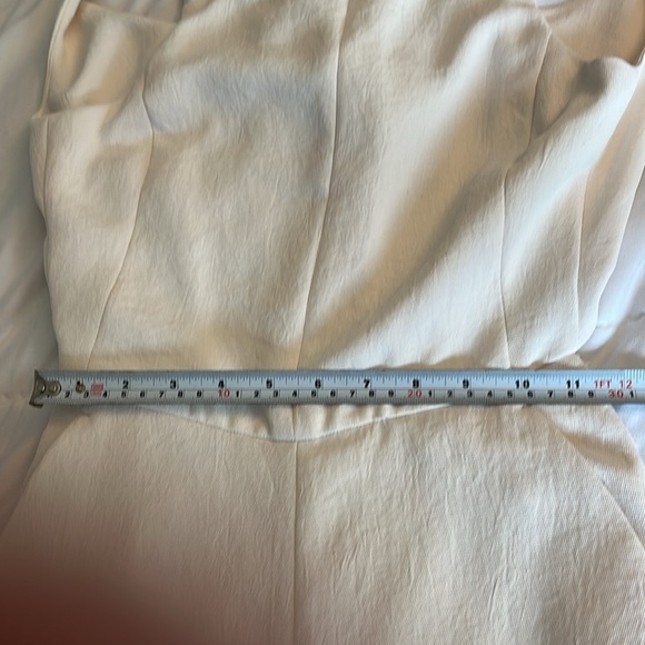 WILFRED 
Écoulement Jumpsuit. Cream  color size 00 - Picture 12 of 16